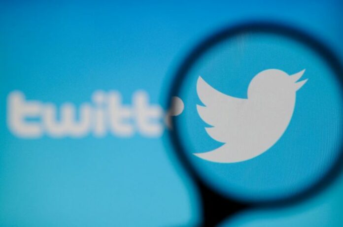 Pengertian Twitter Pengertian Twitter adalah