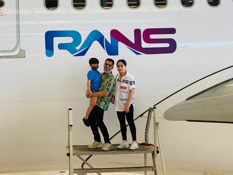 Raffi Ahmad Nagita Slavina RANS Pesawat Garuda Indonesia