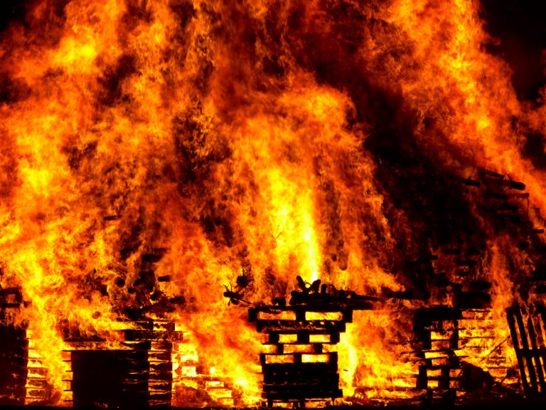Kebakaran Polsek Ciracas