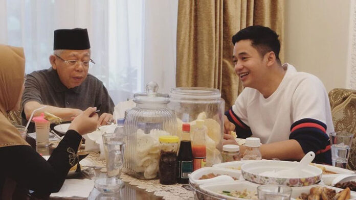 Adly Fairuz Disebut Cucu Ma'ruf Amin Adly Fairuz Disebut Cucu Ma'ruf Amin