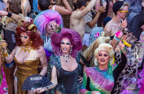pesta LGBT Gay di kuningan jakarta selatan