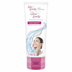 Glow and Lovely Multivitamin Facial Foam sabun cuci muka terbaik untuk mencerahkan kulit
